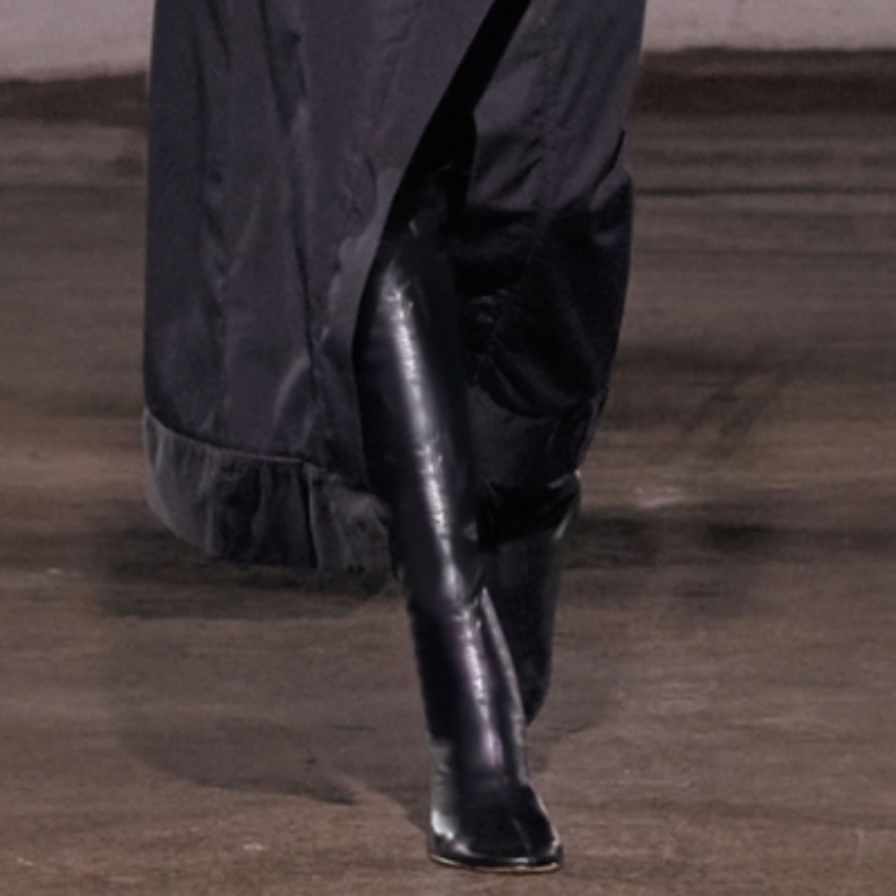 Studio Amelia Spire thigh high lamb skin boots - Picture 7 of 15